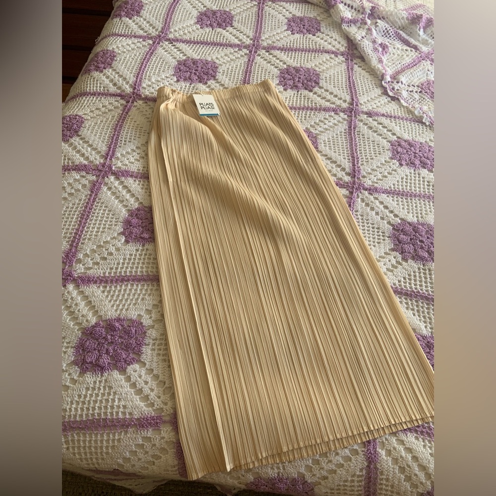 Pleats please skirt NWT 3 S